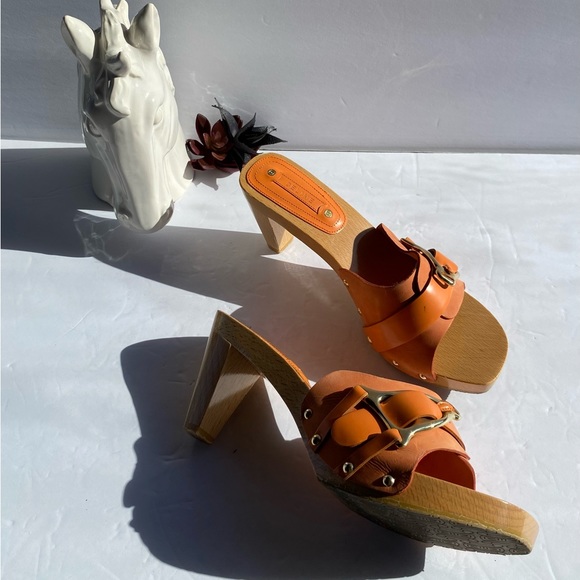 🥿Pre Loved Orange Celine Clogs - Picture 6 of 8